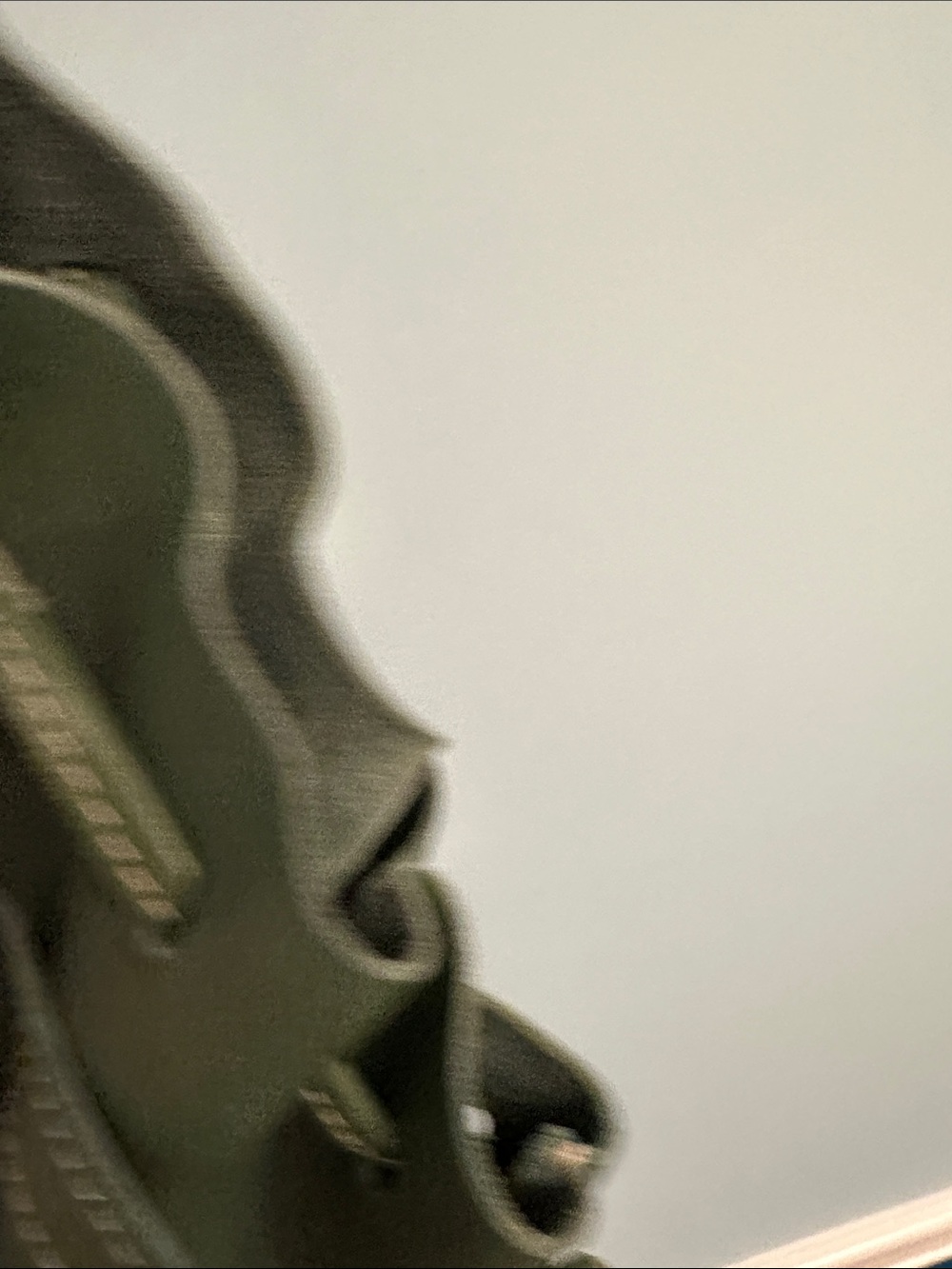 Portland Leather Green Drawstring Shoulder Bag - Picture 5 of 7